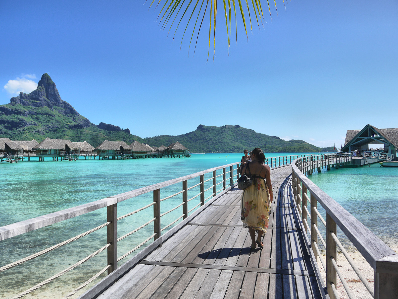 Take a Boat Transfer to the Main Island | Bora Bora