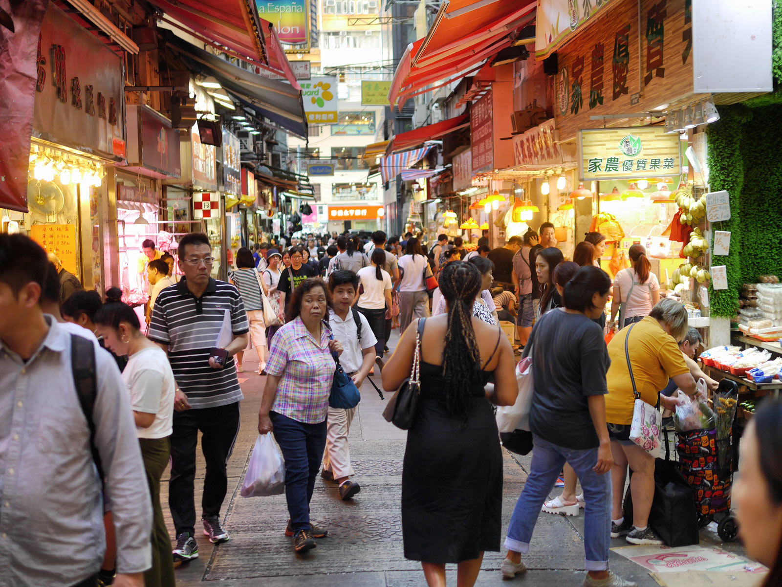 Explore the Streets of Wan Chai & its Market | Hong Kong